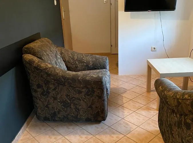 דירה Dub Center